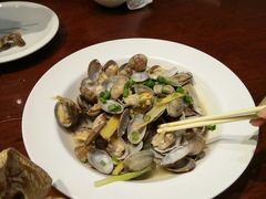 -赶海部落海鲜城(海阳路店)