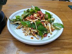 -云海肴·汽锅鸡·云南菜(天山百盛优客店)