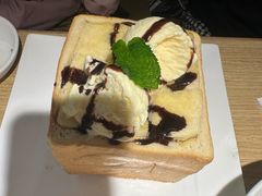 -佬肥猫(南翔印象城MEGA店)