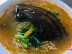 大肉面-泰顺江南春面馆