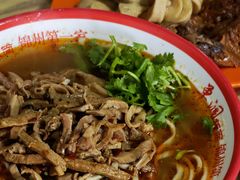 -皖北正宗牛肉板面(重庆路店)