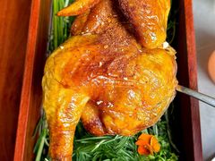 -Mogul Eatery·大亨餐酒馆