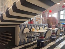 -奈尔宝家庭中心·亲子餐厅(宝安店)