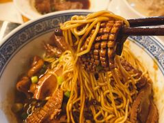 腰花肥肠面-沪西老弄堂面馆(定西路店)