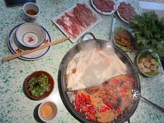 -鸿姐老火锅(疁城新天地店)