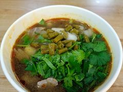 -江三王记牛杂馆(总店)
