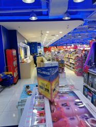 -玩具反斗城(正大广场店)