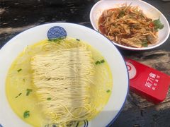 鸡汤银丝面-新万鑫银丝面·非遗无锡味(惠山古镇店)