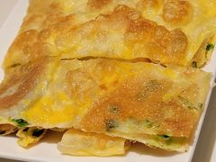 鸡蛋葱花飞饼-大铁勺新津菜(东丽阳光新业广场店)