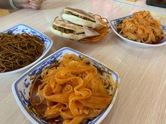 -晓峰手工擀面皮(新民街总店)
