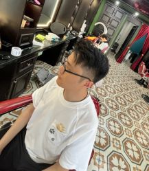 -豪帅男士理容馆