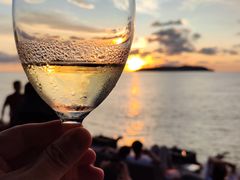 -Sunset Bar(丹绒亚路香格里拉店)