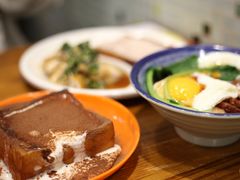 招牌漏奶华-澳门陈光记烧味饭店(南京德基广场店)