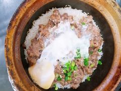 窝蛋牛肉煲仔饭-红星光发煲仔饭(大石街店)