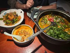 -荣公馆鱼头泡饭(巢湖万达店)