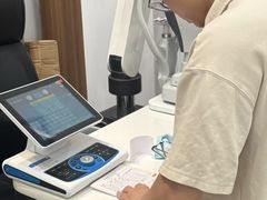 -回瑞眼镜·蔡司·依视路官方授权店(广益路万达店)