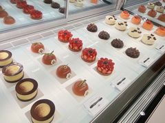 -潮一不贰·法式甜品·生日蛋糕·西式简餐(外滩店)