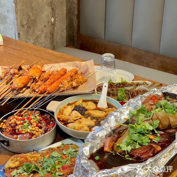 味道超好的锦州烧烤店！喝酒撸串好去处！- 锡纸鲶鱼