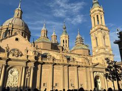 -皮拉尔圣母圣殿主教座堂