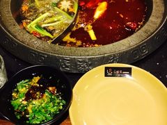 -唇辣号重庆老火锅(石担路店)