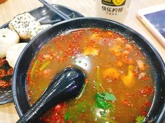 牛肉酸辣粉-小杨生煎(成山巴黎春天店)