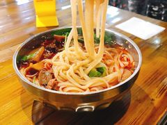 -靓靓蒸虾(恩施新天地店)