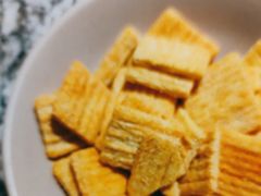 -老牌坊云南鱼豆花火锅(哈西万达店)
