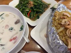 -两兄弟Song Pee Nong(2号店)