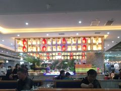 -锤头鲨毛肚海鲜烤肉自助餐厅(国购广场店)