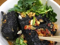 -黑色经典臭豆腐·湖南特产(坡子街店)