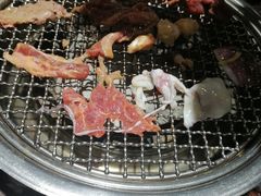 -啊美丽炭火烤肉(滑翔一店)