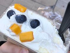 -雷米蛋糕·安佳奶油·当日最鲜果(保利·湾天地店)