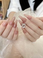 -UU·NAIL美甲美睫專門店