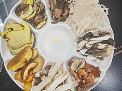 -野菌皇海景野生菌火锅(滨海大道店)