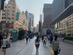 -新世界新丸中心-地下停车场