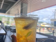 -Cha Café and Bistro