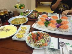 -青瓦餐厅·生鱼片·韩园烤肉(西塔店)