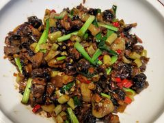 香辣炒螺肉-老湘亲·品鉴湘菜(蔡塘爱琴海店)
