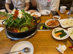 -喇喇排骨火锅·传统韩式脊骨汤(望京西园总店)