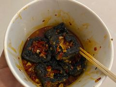 -黑色经典臭豆腐·湖南特产(步行街店)