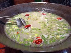 -茸梅路右拐龙虾-农家菜(松江店)