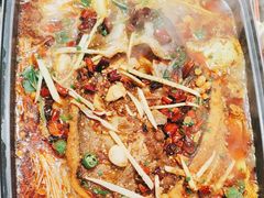 -八条友鲜货烧烤·脆皮烤鱼(石岩旗舰店)