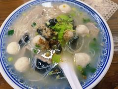 -亚忠小吃店(曾厝垵店)