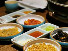 -明洞阿姨·韩式酱蟹烤肉·创意料理(三元桥店)