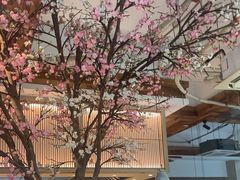 -蜜桃餐厅·伴山(湖滨商业街店)