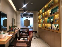 -PE SALON