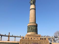 -人民防洪胜利纪念塔