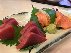 金枪鱼+三文鱼刺身-彩葉·樱花屋日本料理(动物园店)