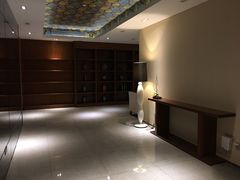 -广州卡丽酒店(大金钟路地铁站店)