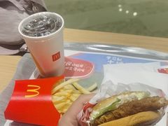 -麦当劳(津南吾悦广场店)